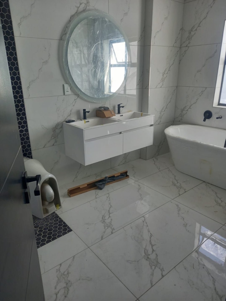 3 Bedroom Property for Sale in Sandown Western Cape